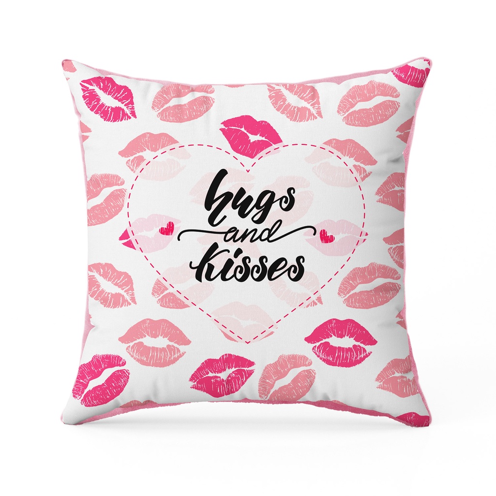 Възглавница "Hugs and Kisses"
