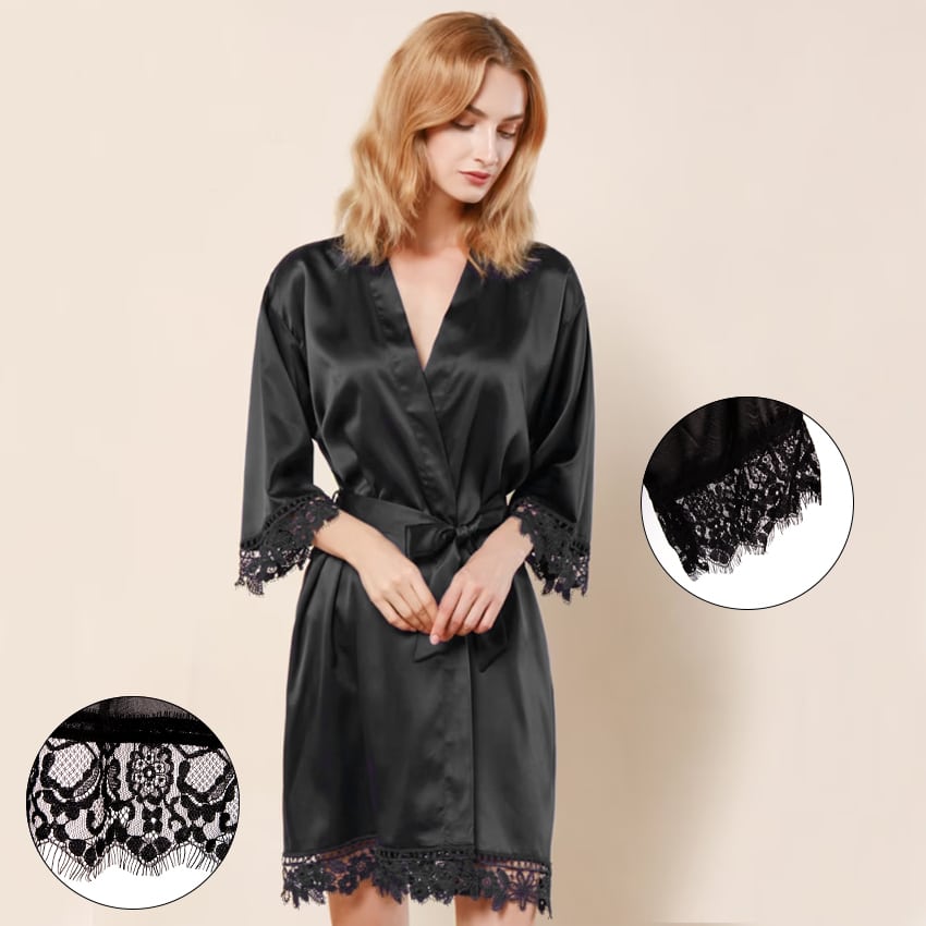 Сатенен халат с Надпис<span> - </span>Черен