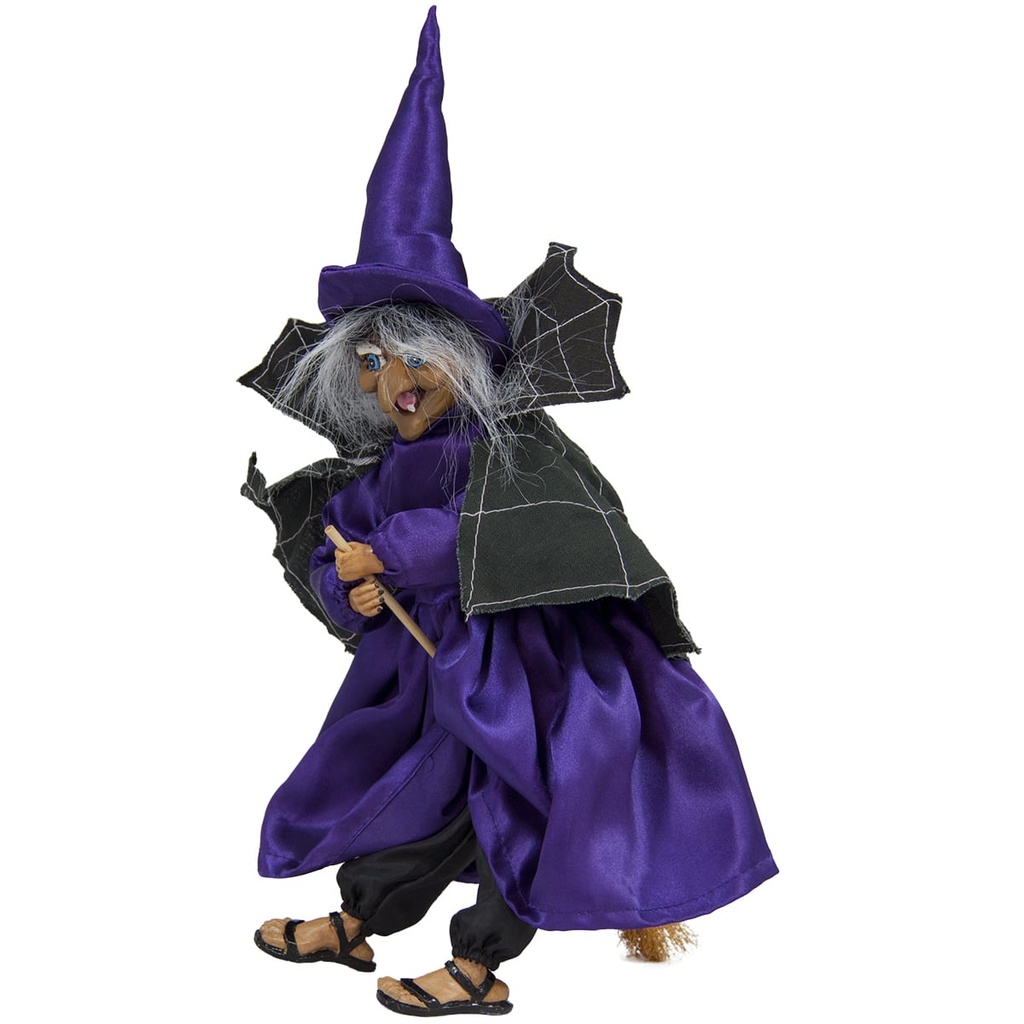 Яга с наметало